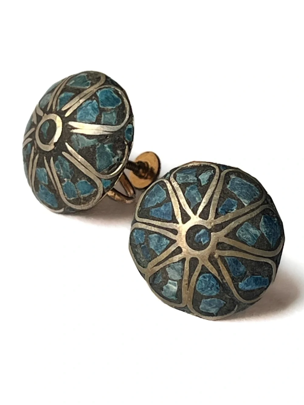 Vintage Inlaid Mosaic Turquoise Chip Brass Dome Screw Back Earrings